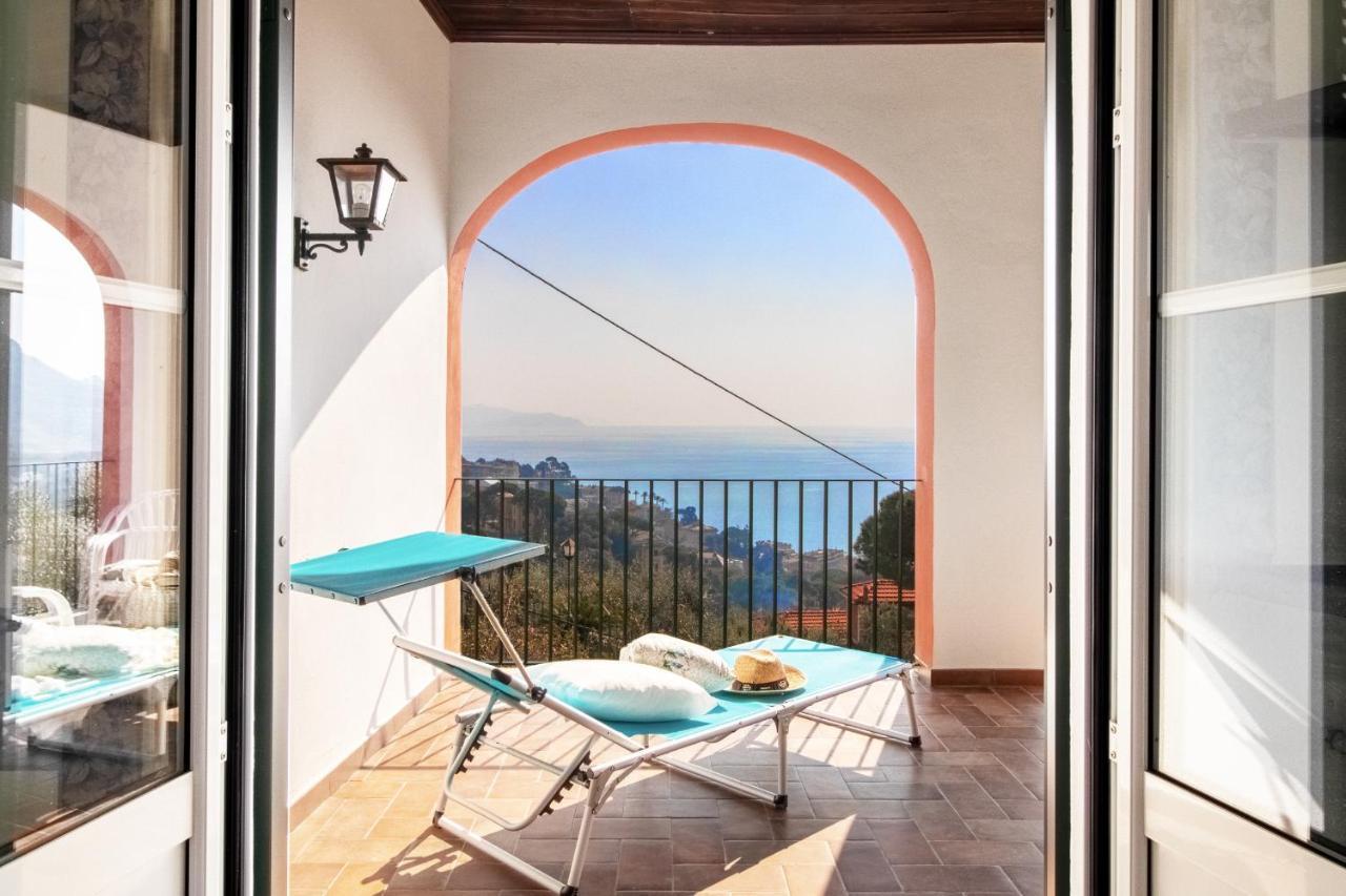 Olga Sea View Apartment 산타마르게리타리구레 외부 사진